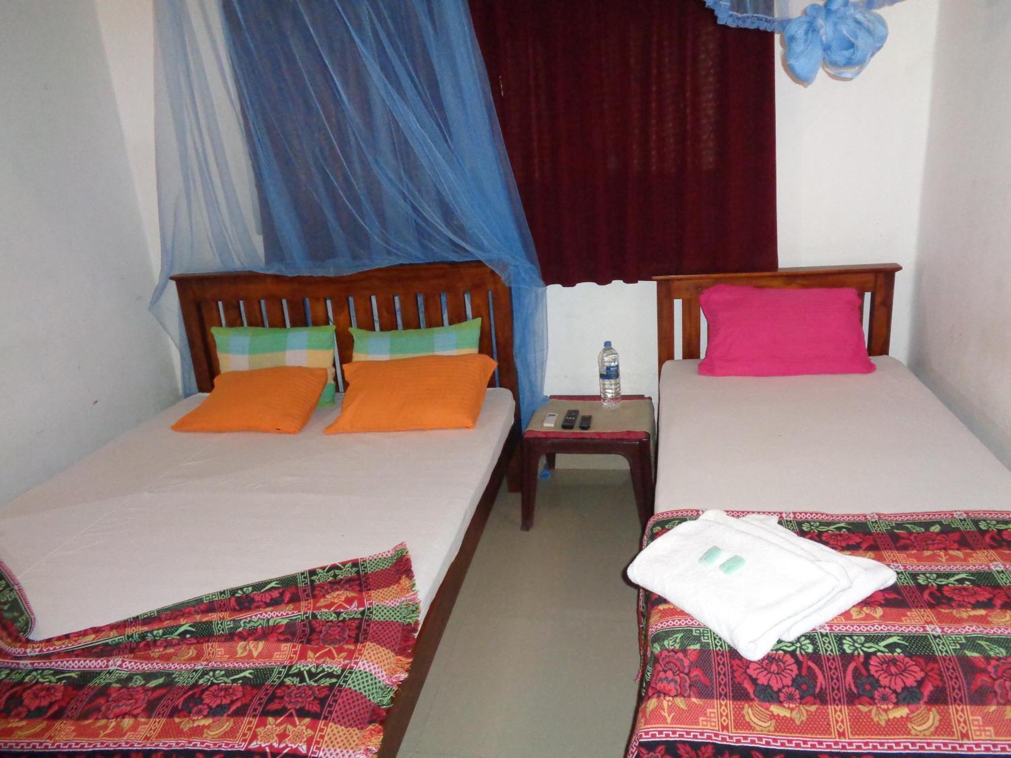 Saranga Holiday Inn Wellawaya Exterior foto